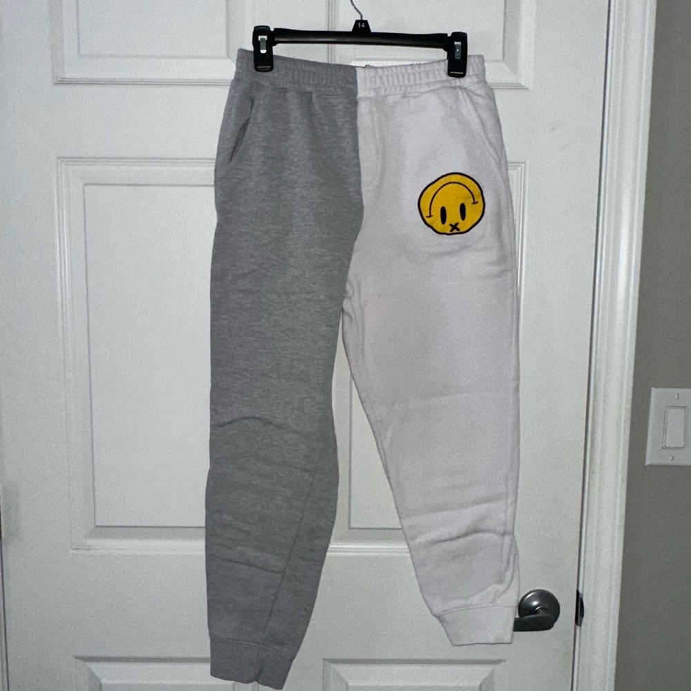 Unexpected Split Sweats